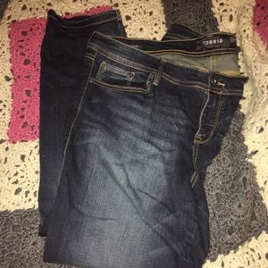 Torrid Luxe Skinny 20 Short